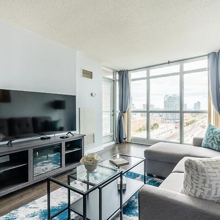 Globalstay Yonge St Condos Toronto Extérieur photo