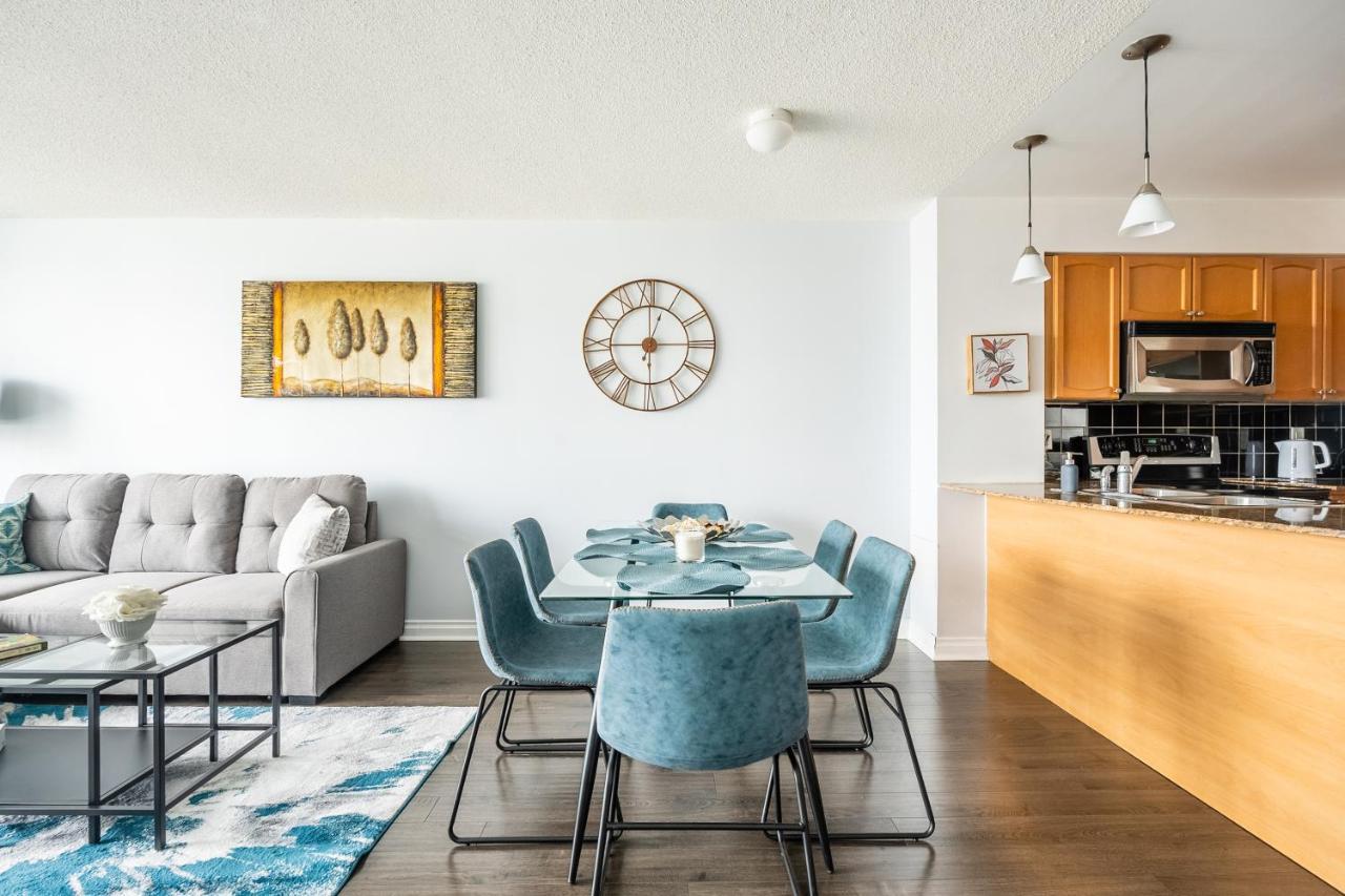 Globalstay Yonge St Condos Toronto Extérieur photo