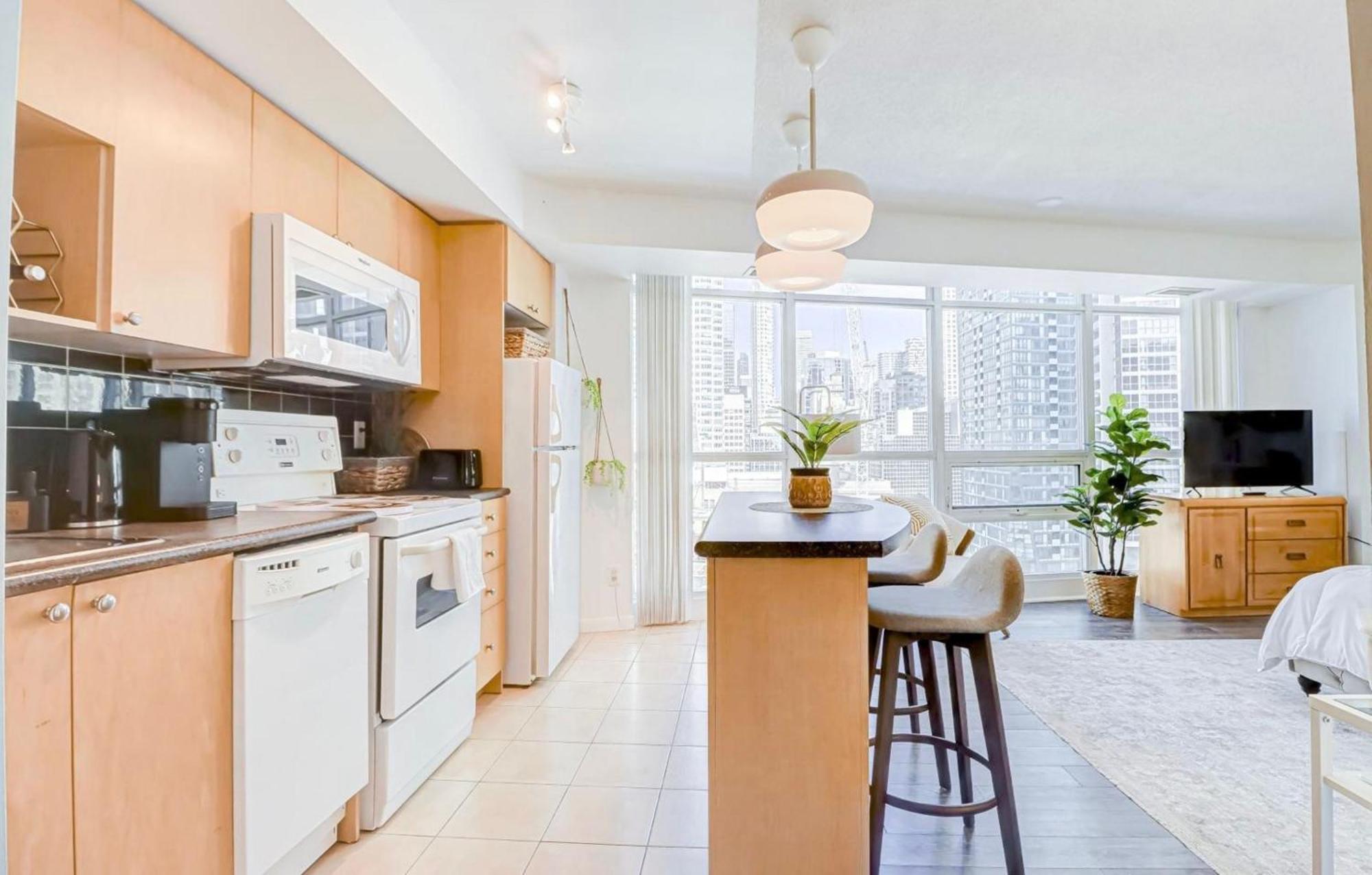Globalstay Yonge St Condos Toronto Extérieur photo