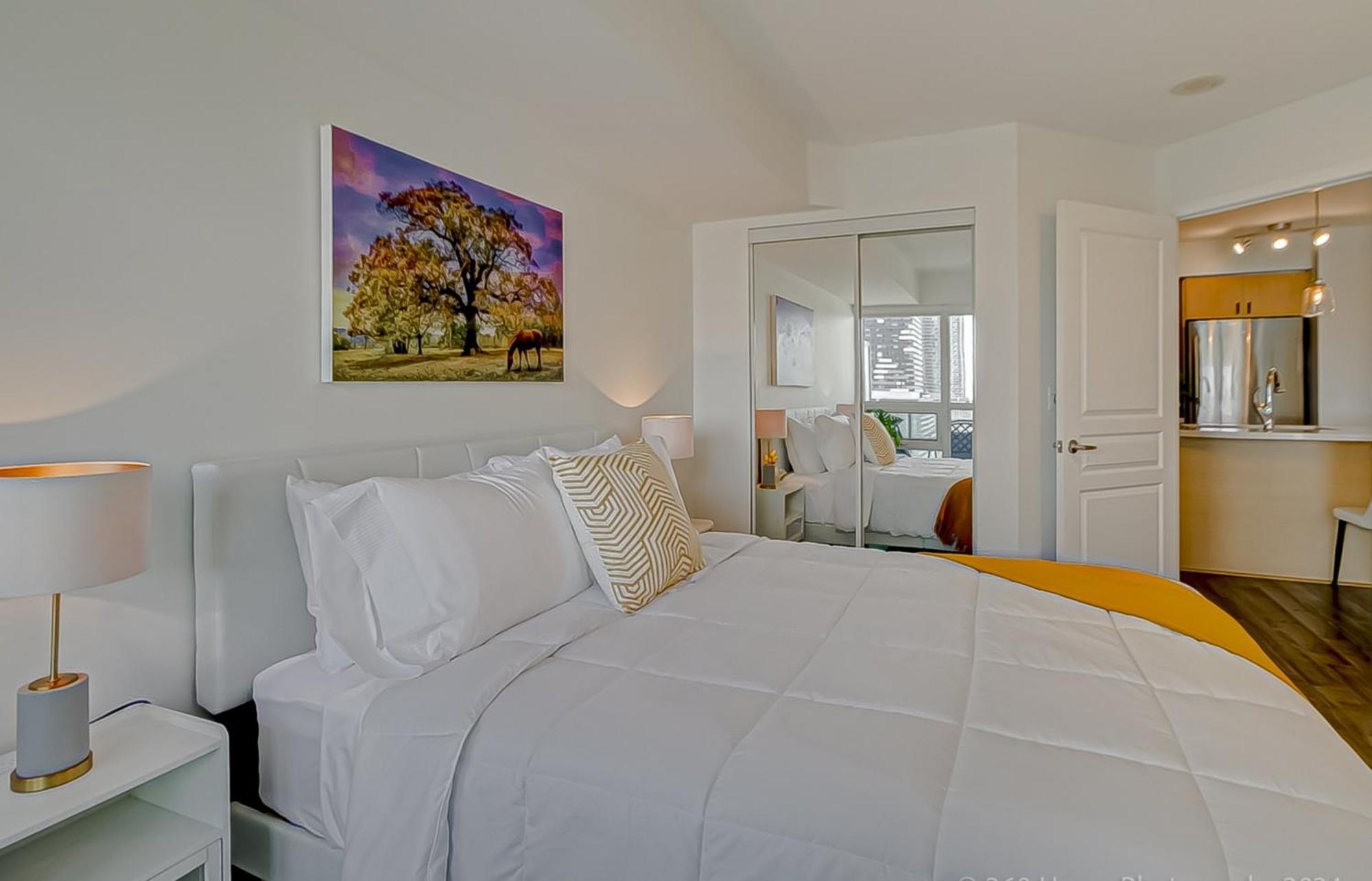 Globalstay Yonge St Condos Toronto Extérieur photo